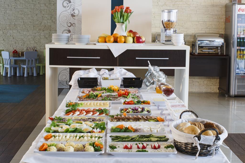Hotel Gryf Gdansk Bagian luar foto