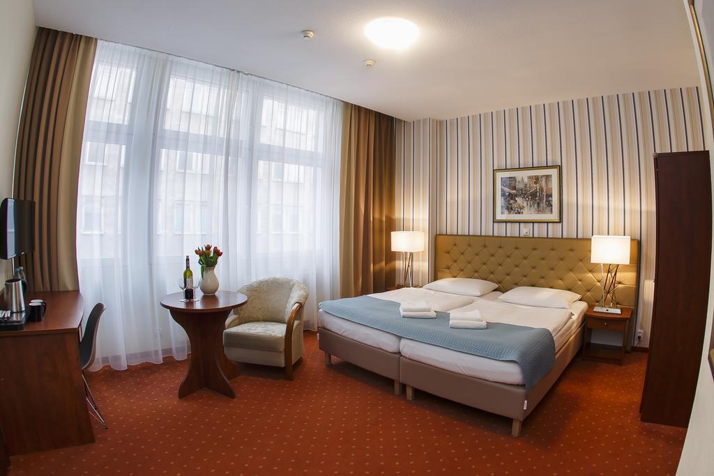 Hotel Gryf Gdansk Bagian luar foto
