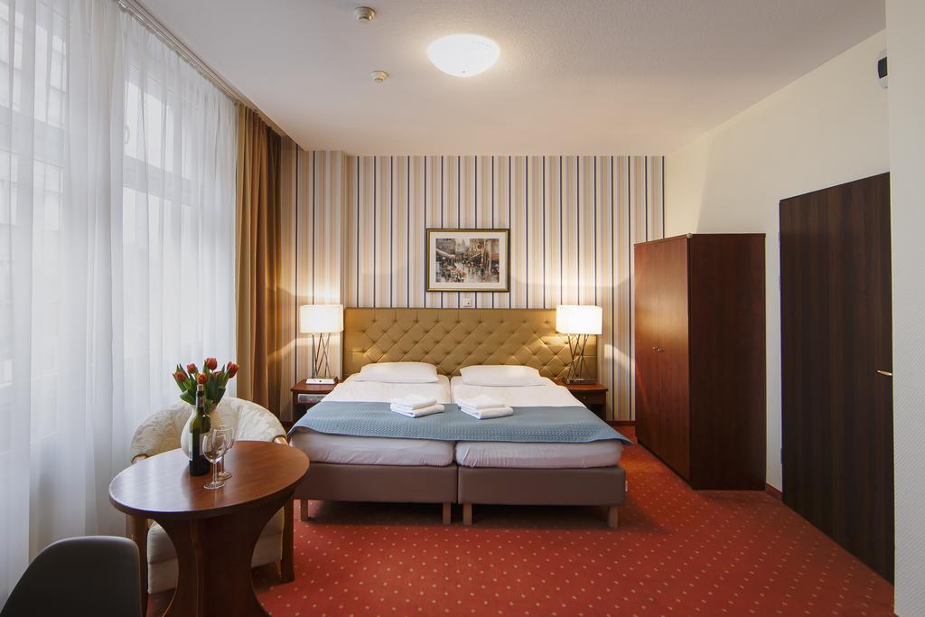 Hotel Gryf Gdansk Bagian luar foto