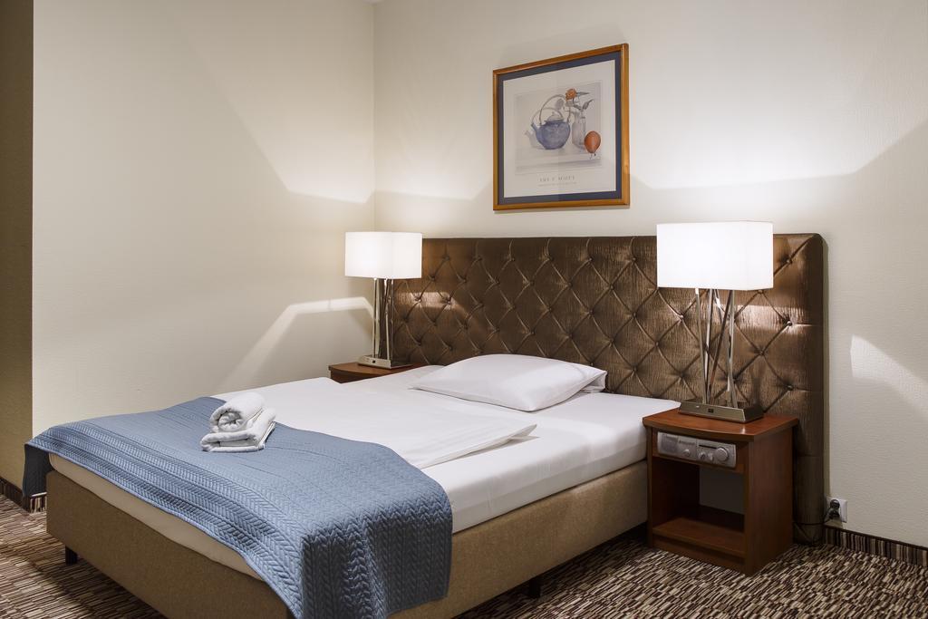 Hotel Gryf Gdansk Bagian luar foto